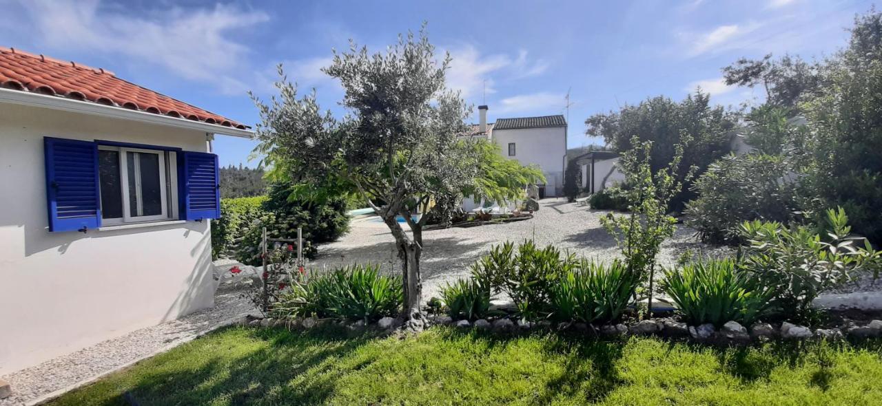 Villa A Casa Francesa à Anceriz Extérieur photo